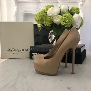 YSL cap toe pump in beige/nude leather